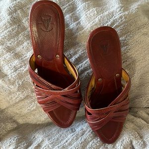 Frye sandal with heels